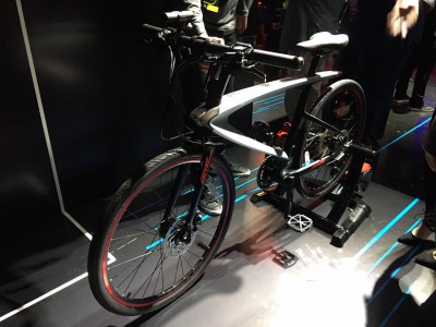 - LeEco Le Super Bike    