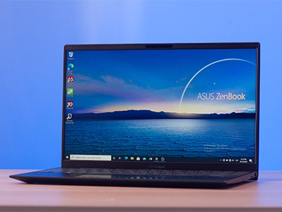  ASUS ZenBook 14 UM425I:      