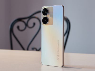    realme C55:      