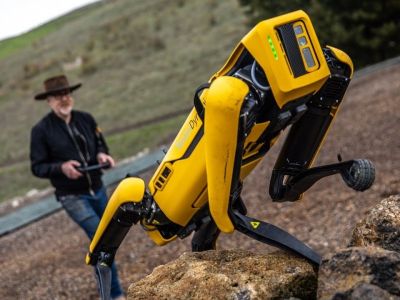 Hyundai    Boston Dynamics    