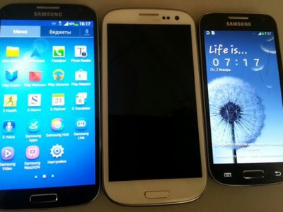  Samsung Galaxy S IV mini 