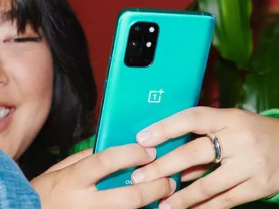 OnePlus 8T    