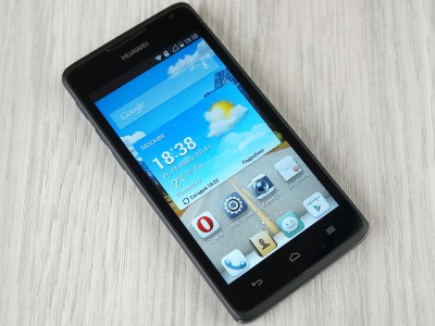 Huawei Ascend Y530: , ... ?