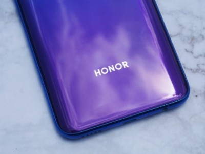   HONOR      