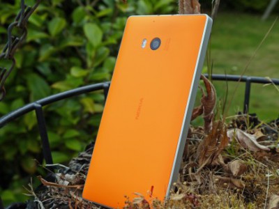 Nokia Lumia 930  HTC One M9   