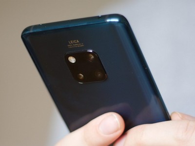   HUAWEI Mate 30   