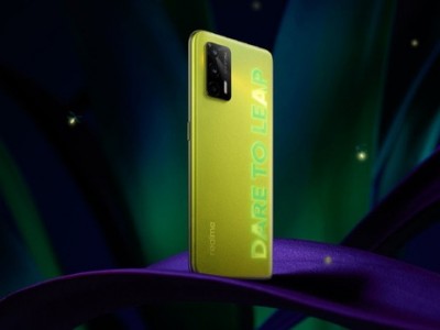  realme Q3 Pro  AMOLED  Dimensity 1100   18 000 