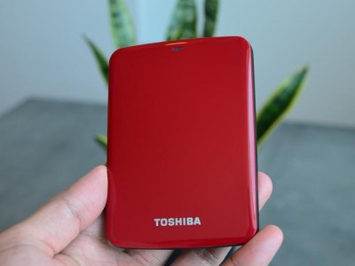 Toshiba     Canvio   