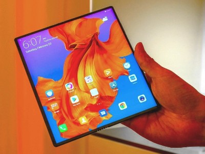 : HUAWEI Mate X3     