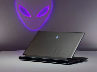 Alienware m18      Radeon RX 7900M