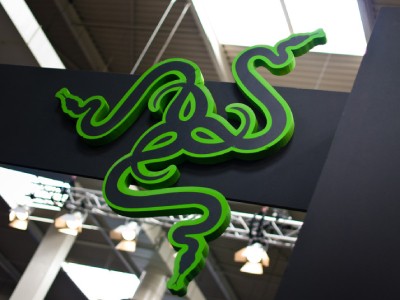 Razer      10   