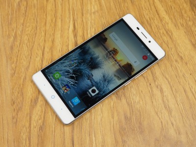  ZTE Blade X9:   