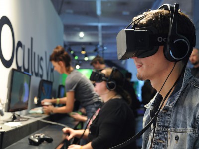  Oculus Rift  -   