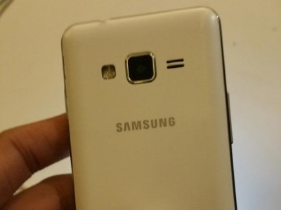 Samsung Z1  Tizen OS       