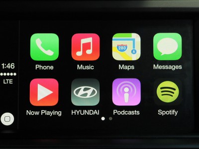 Hyundai      Apple CarPlay  CES 2015