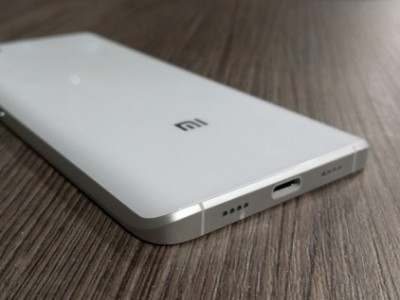 Xiaomi Mi S   4,6- 