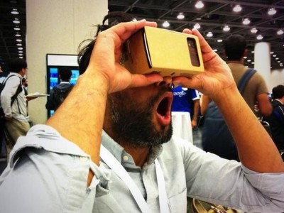   Google Cardboard     VR-