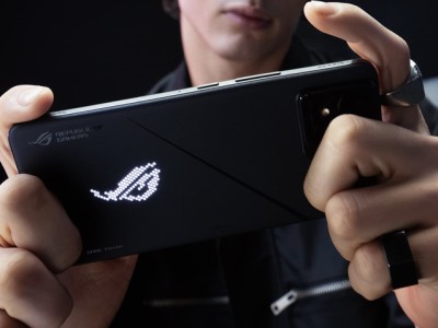    ASUS ROG Phone 9    