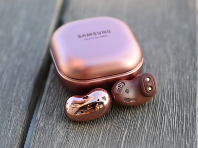 Samsung     - Galaxy Buds Live