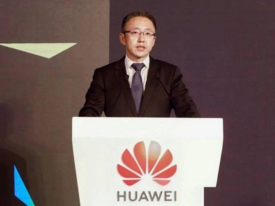 HUAWEI      