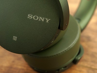  Sony MDR-XB950N1:  