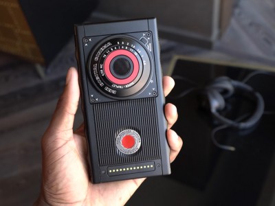 RED Hydrogen One   