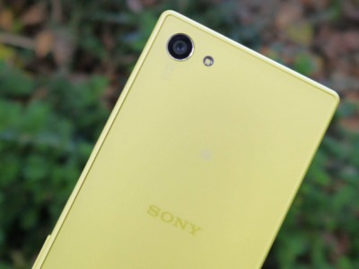 Sony        Xperia