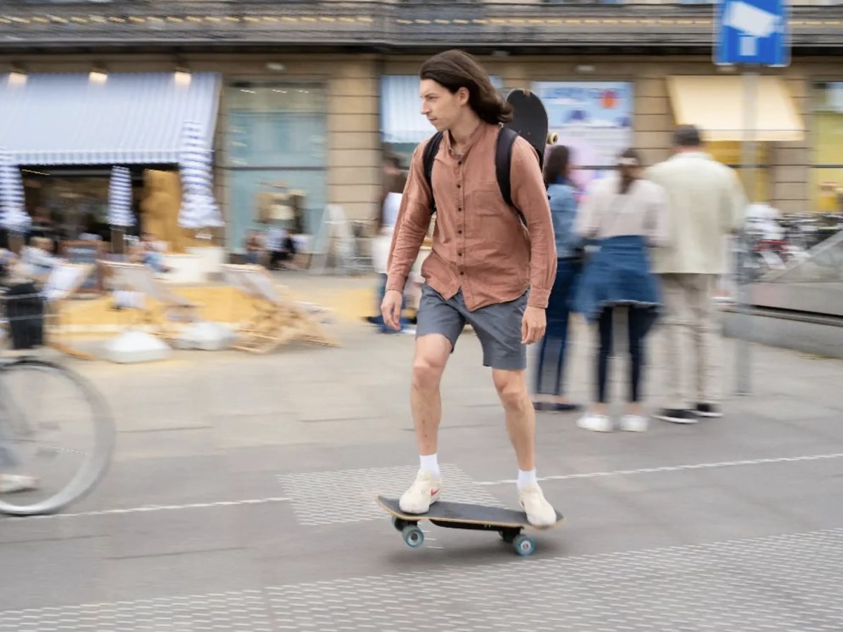 Электрическим скейтом Liquid Skateboard можно управлять со смартфона  [ВИДЕО] - 4PDA