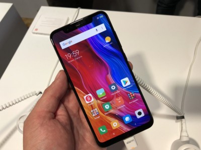    Xiaomi Mi8  