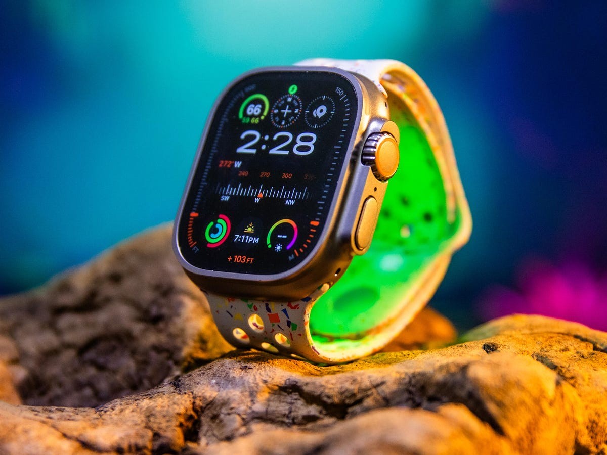 Владельцы новых Apple Watch жалуются на мерцающие экраны. Такое уже было -  4PDA