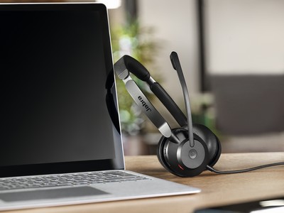  Jabra Evolve2 30        