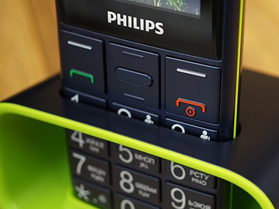  Philips Xenium E311:   