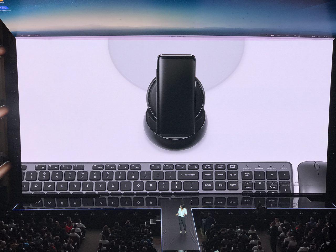 Док-станция Samsung DeX превращает смартфон в полноценный рабочий  инструмент - 4PDA