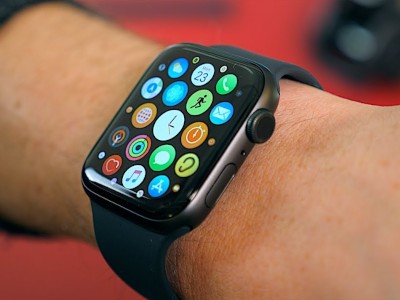 : Apple Watch Pro    