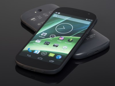 YotaPhone 2          Indiegogo