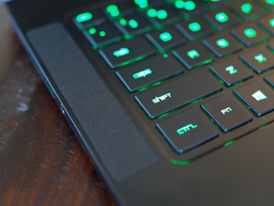 Razer Blade:     QHD-