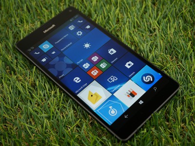 Microsoft Lumia 950 XL:  