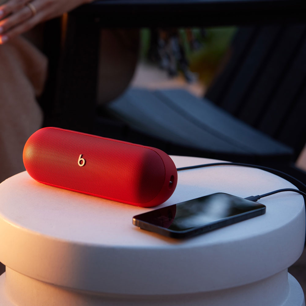 Представлена Beats Pill: защищённая Bluetooth-колонка с функцией пауэрбанка  - 4PDA