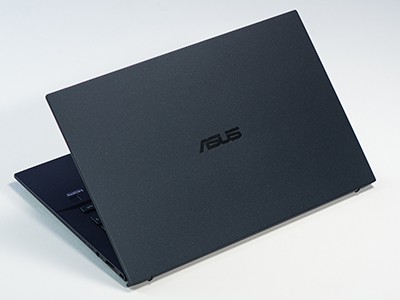  ASUS ExpertBook B9450:     