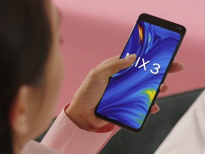  Xiaomi Mi Mix 3    