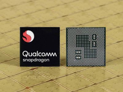 : Snapdragon 8 Gen 4  ,  Apple M2