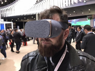 ZTE Axon 7   Google Daydream   MWC 2017