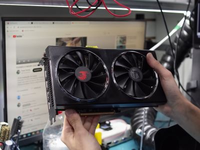     Radeon RX 5600 XT 12  