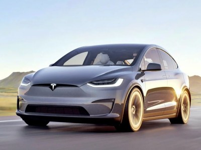 : Tesla    Model 3   Model 2