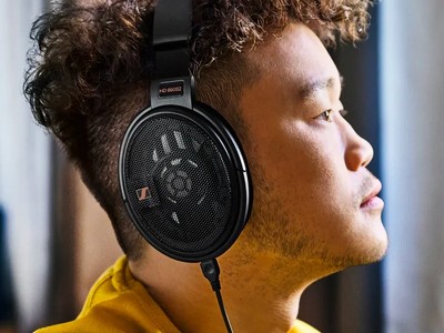 Sennheiser    26- 