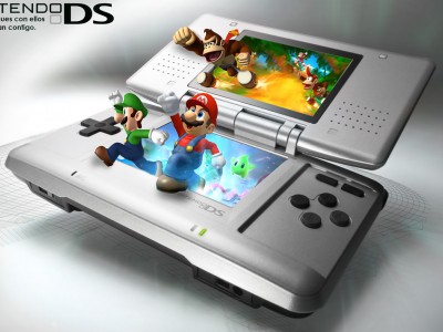 Nintendo    -  Wii  DS