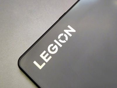    Lenovo Legion Y700   