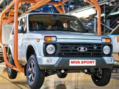  Lada Niva Sport     []