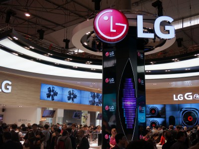   LG   MWC 2015