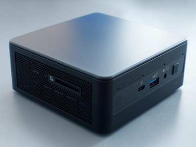 Intel NUC 11 Essential    -  Jasper Lake